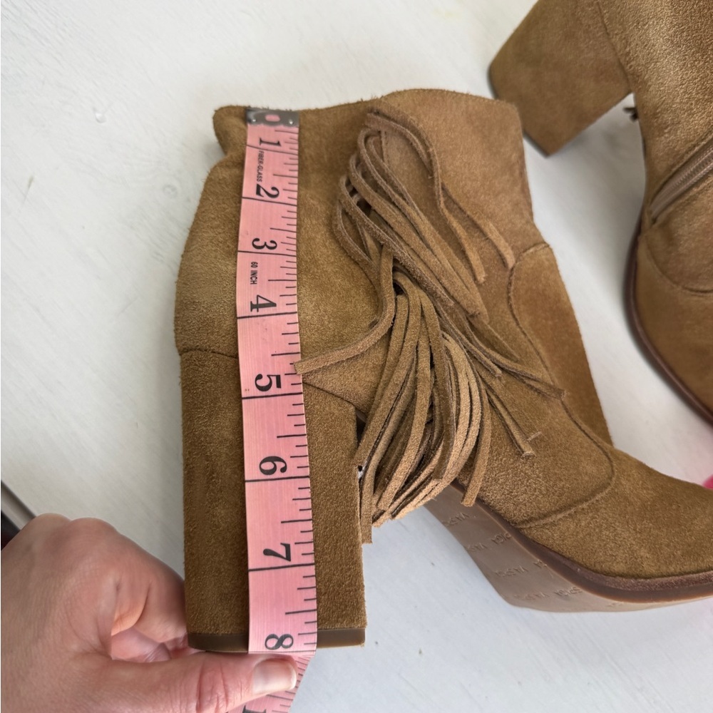 Via Spiga Niurka Dark Natural Suede Fringe Bock Heel Booties Size 9.5 M - Picture 12 of 12